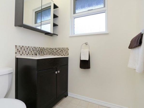 4 bedroom rental in Delta — photo 15
