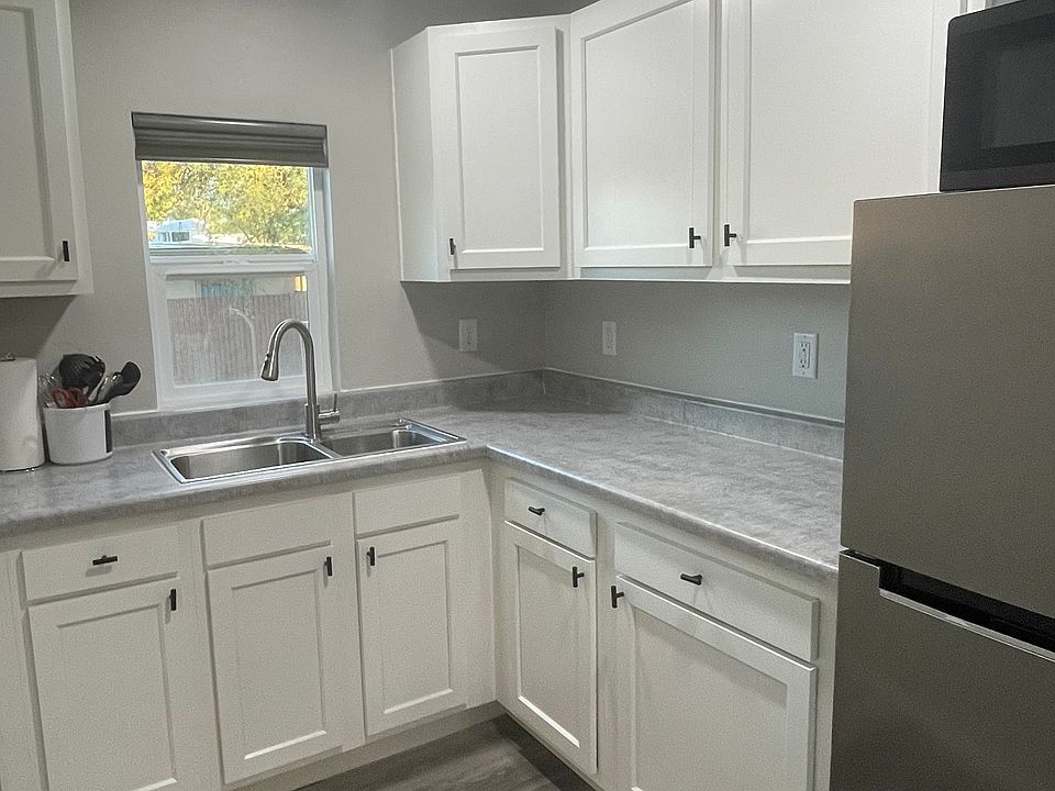 1st image of 3325 E Fairmount St #1B