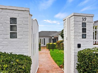 39 La Cresenda Street, Vallejo, CA, 94590