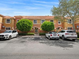 717 SW 107th Ave #2203, Hollywood, FL 33025