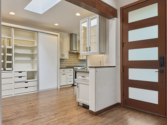 5th image of 91 Rio Vista Pl