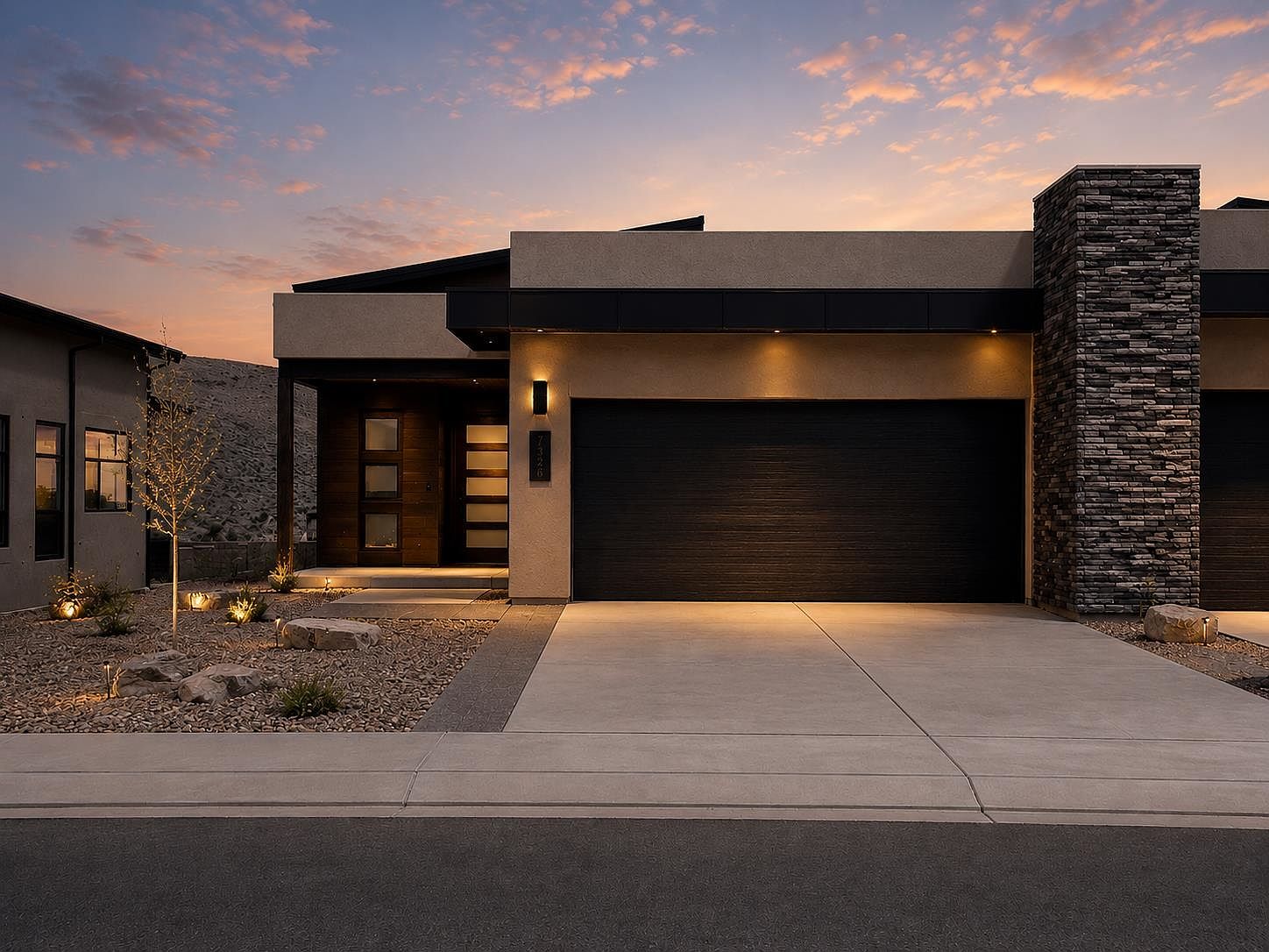 2322 Lonetree