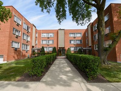 4636 Washington St APT 3S, Skokie, IL, 60076