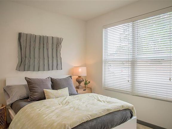 4th image of 4148 De Tonty St