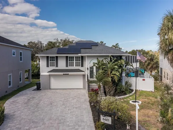 8447 Damen Ln, Port Richey, FL 34668