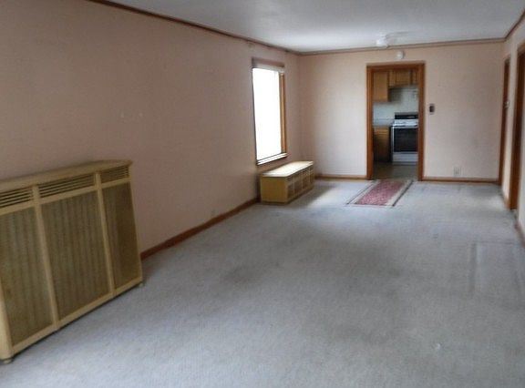 2nd image of 1917 S 6th Ave