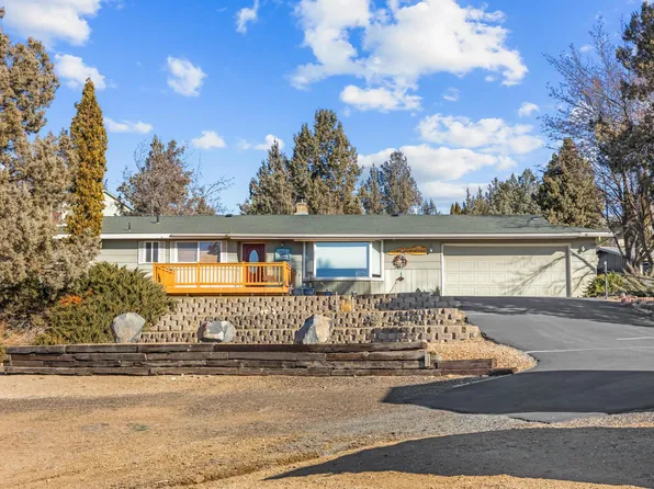 1642 NE Hilltop Ln, Madras, OR 97741