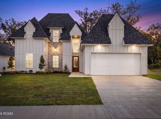 613 Whispering Meadows Rd, Broussard, LA 70518