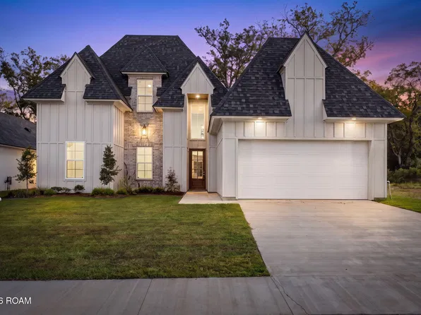 613 Whispering Meadows Rd, Broussard, LA 70518