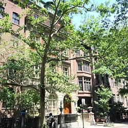 Rented by Level Group