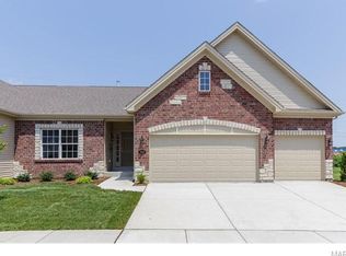 960 Promenade Ct, Dardenne Prairie, MO 63368