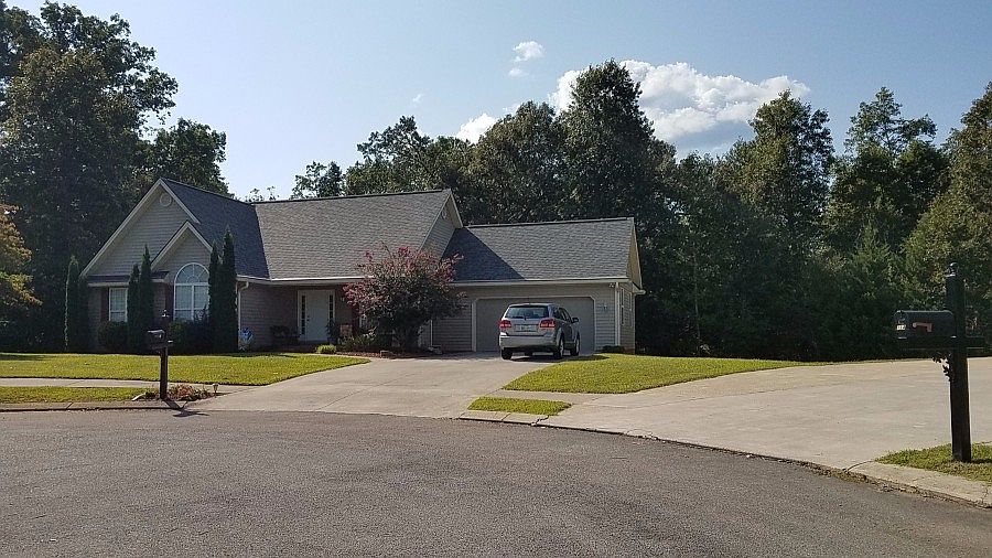 2nd image of 115 McCullough Rd NE