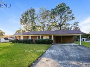 117 White Oak Ct, Jackson, MS 39212