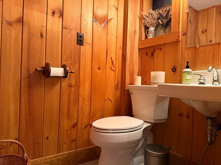 230 Church St #2 — Photo 9