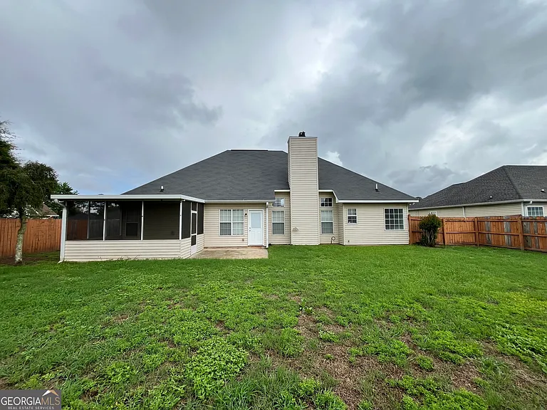 102 Myles Ln — Photo 23