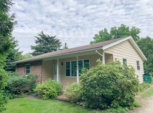 11267 Edgemere Ter, Roscoe, IL 61073