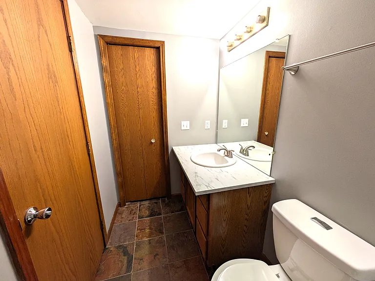 598 Echo Ct — Photo 27