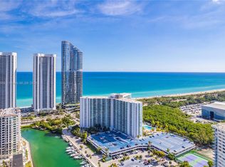 100 Bayview Dr APT 314, Sunny Isles Beach, FL 33160