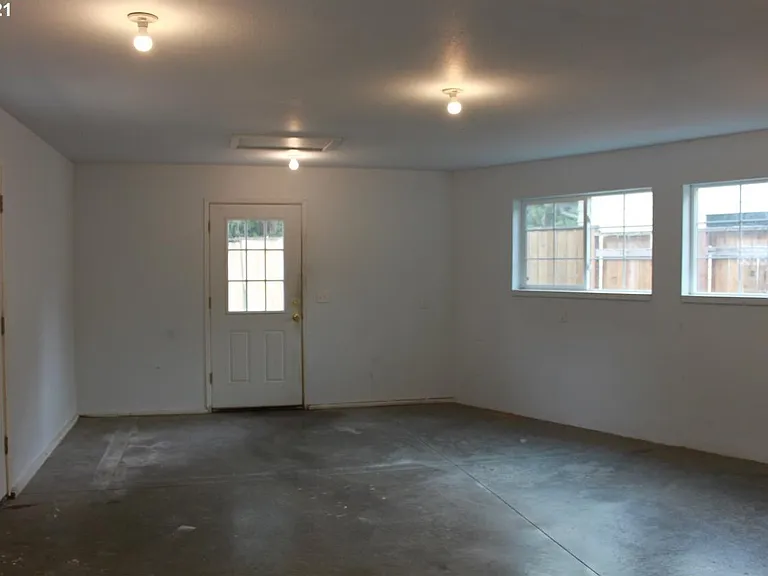 17902 SW Tamara Ave — Photo 26