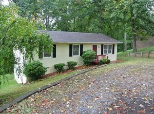 127 Whitehills Rd, Kingsport, TN 37660