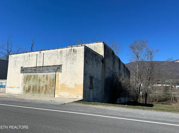 Dr Thomas Walker Rd, Ewing, VA 24248