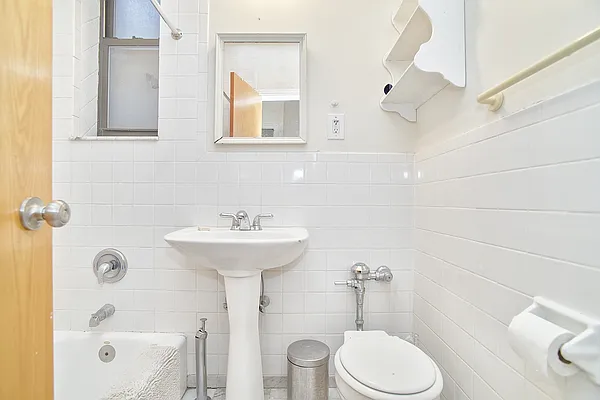 Rented by Halstead Real Estate | media 20