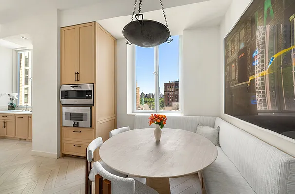 Dining area, photo 1