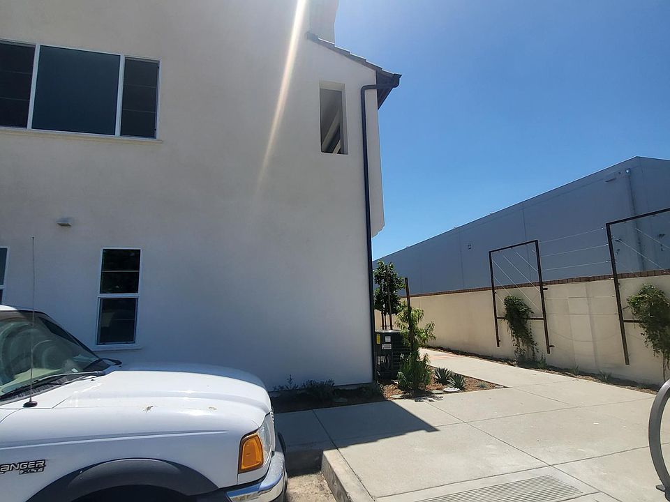 1st image of 1 Valley View Ave #1