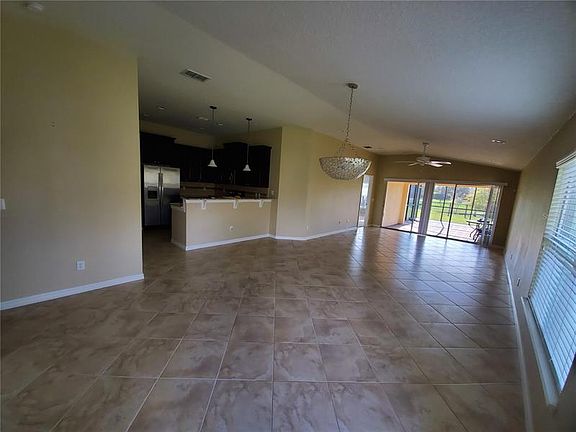 5th image of 12150 Tripletail Ln