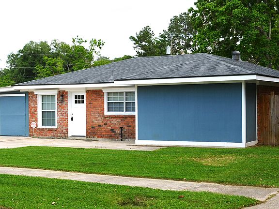 2nd image of 16536 Vermillion Dr
