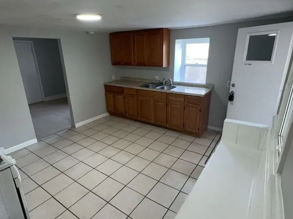 534 Cherry St E, Scranton, PA 18505