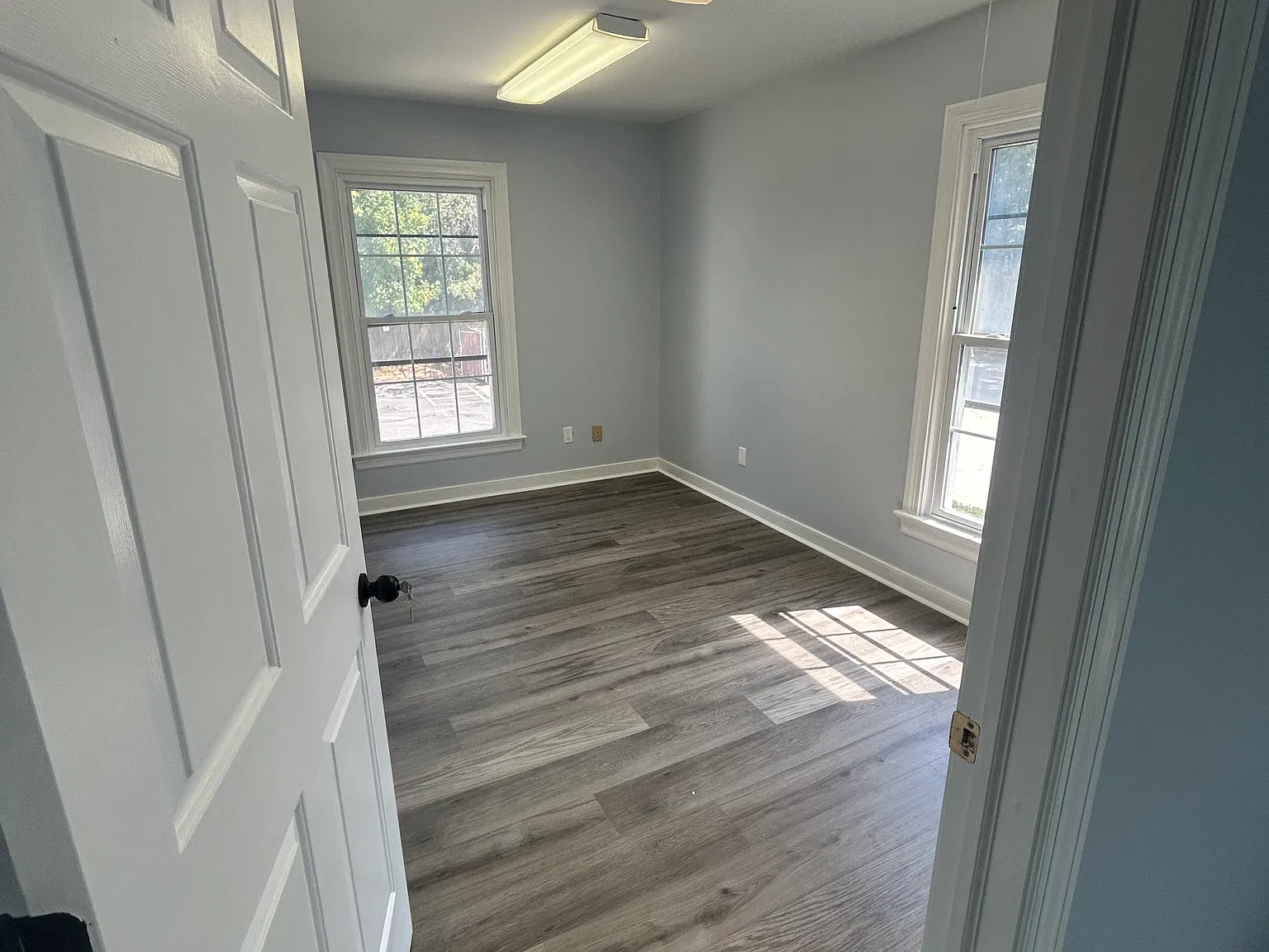 Studio, 1760 sqft, $2,600 — Photo 4