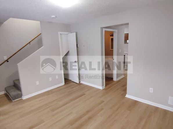 31 Hurley St APT 13