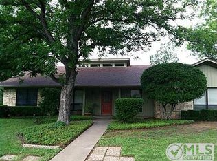 1100 Red Bird Ln, Granbury, TX 76048
