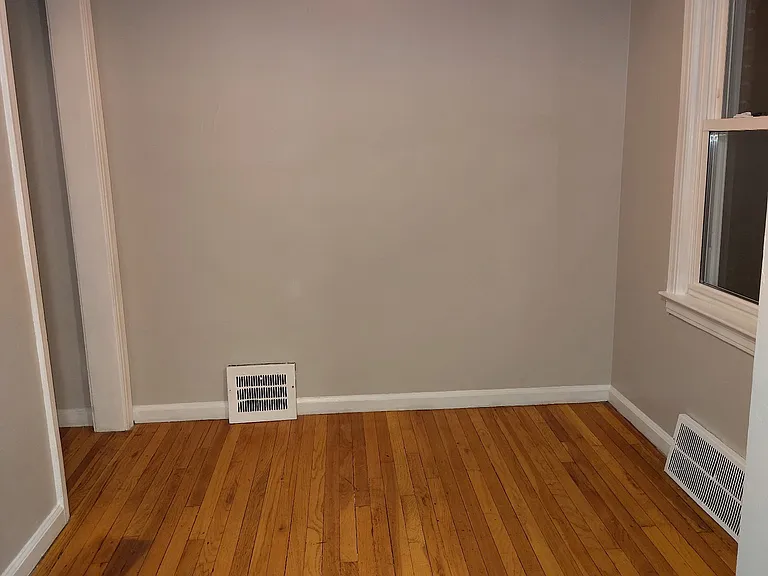 306 Liberty St — Photo 2