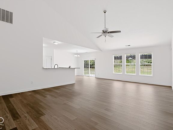 4th image of 6520 Coughlan Dr