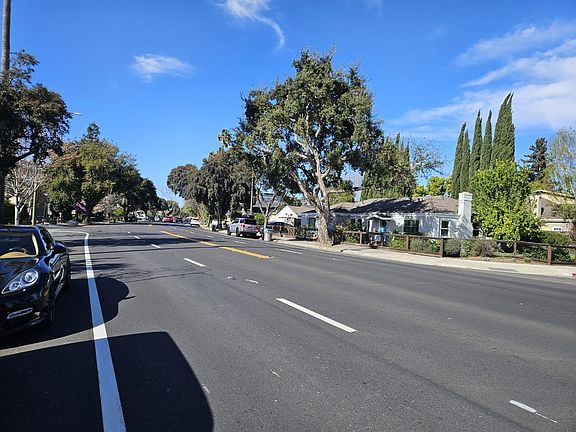 2nd image of 1823 Lincoln Ave