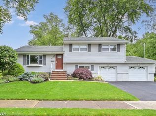 39 Terrace Rd, Wayne, NJ 07470