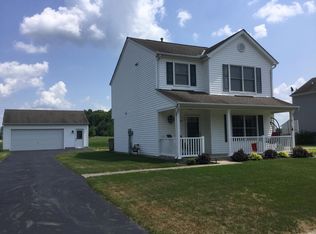 2209 Forest Ridge Dr, Hebron, OH 43025