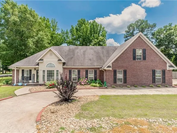 3 Jared Ln, Conway, AR 72032