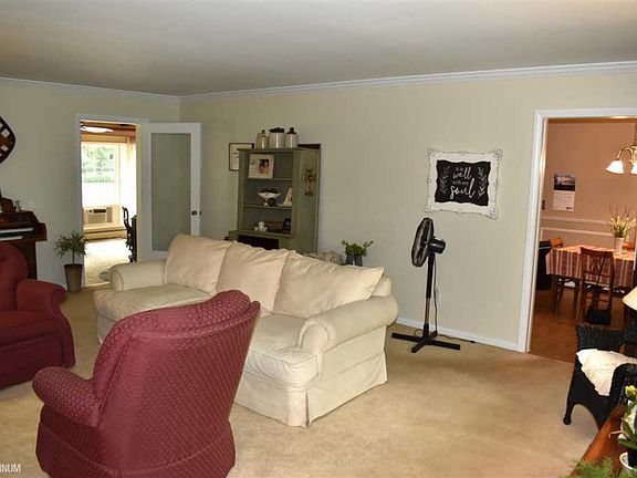 5th image of 3201 Waldheim Dr