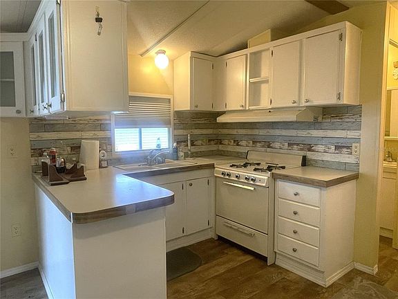 3rd image of 4748 ELWANA WAY