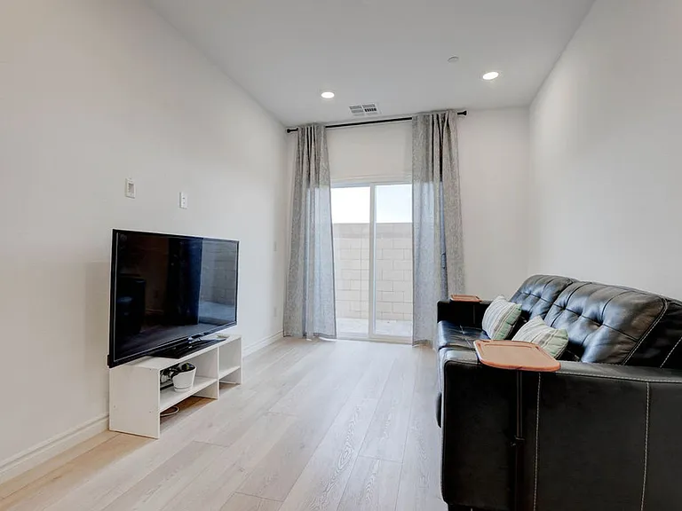 3302 Viola Hills Ave — Photo 36