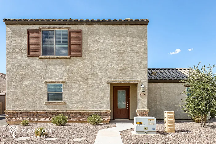 8126 W Agora Ln — Photo 1