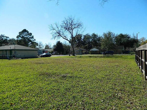 View from the back left corner of the lot to Effie.