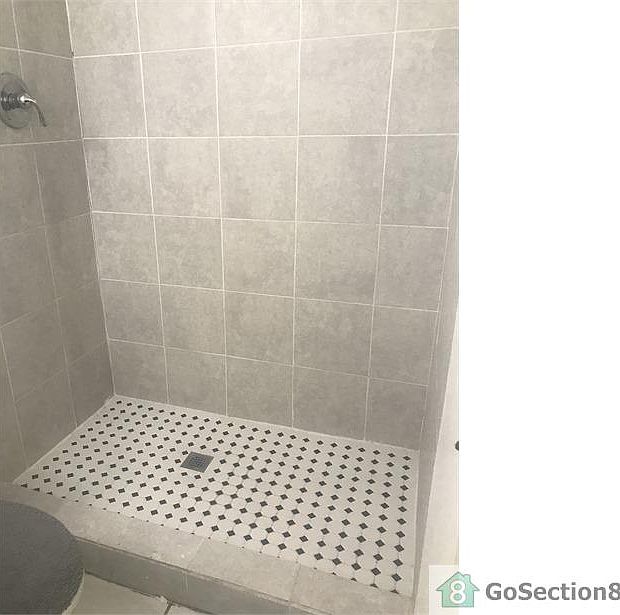 2nd image of 1034 NW 1st Ave #1