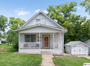 5812 Blondo St, Omaha, NE 68104