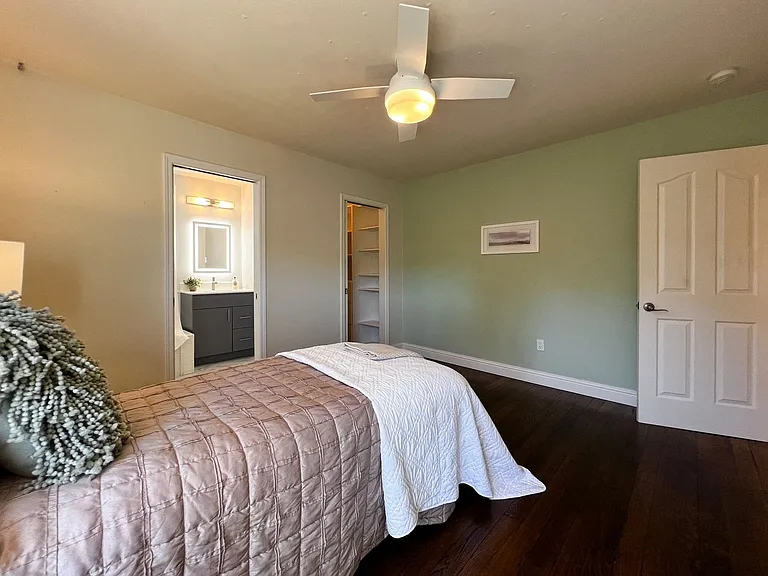 1022 Berry Ln — Photo 36