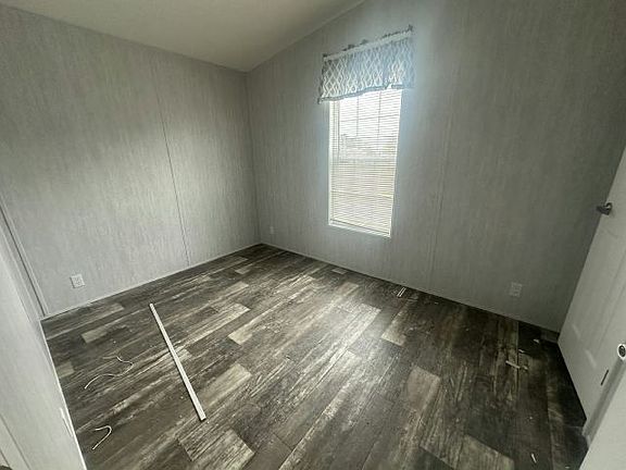 3rd image of 2025 Bren Mar Ct #516