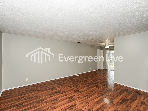 3rd image of 10226 Storm Dr